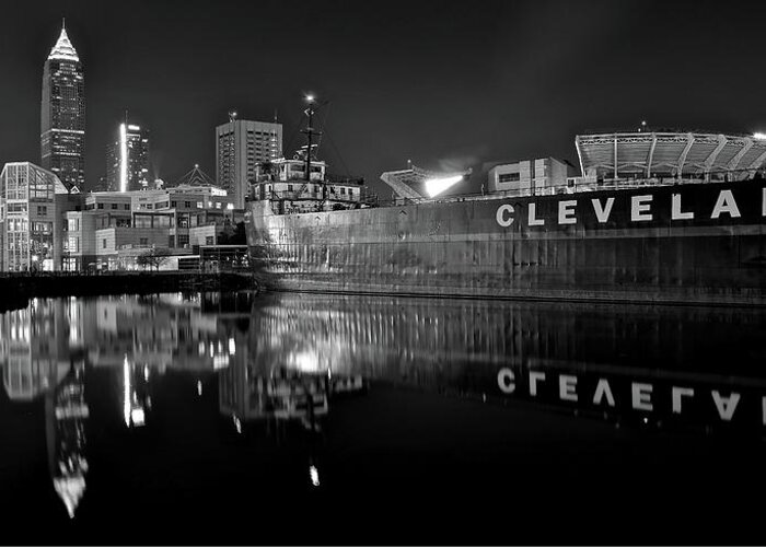 Cleveland Greeting Card featuring the photograph Lakefront Charcoal by Frozen in Time Fine Art Photography