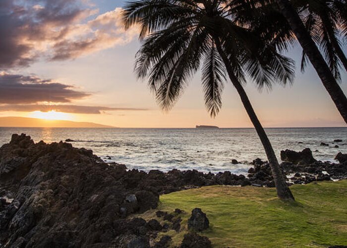 Makena Sunset Maui Hawaii Greeting Card featuring the photograph Makena Sunset Maui Hawaii by Dustin K Ryan