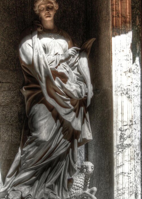 Pantheon Greeting Card featuring the photograph Pantheon's Statue by Andrea Barbieri