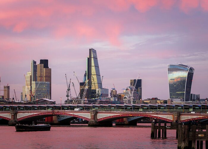 London Greeting Card featuring the photograph Red Sky Over London by Rick Deacon