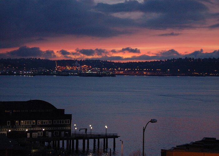 Seattle Greeting Card featuring the photograph Seattle Sunset by Maria Aduke Alabi