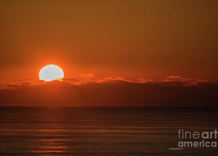 Sunset Greeting Card featuring the photograph Sinking Sun by Roberta Byram