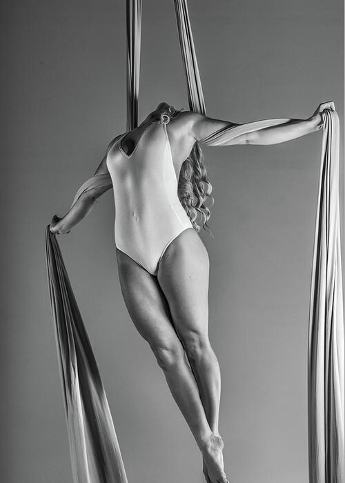 Silks Greeting Card featuring the photograph Strung Taut Silks by Monte Arnold