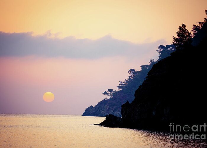 Sunset Greeting Card featuring the photograph Sunrise Sea Rythm by Raimond Klavins