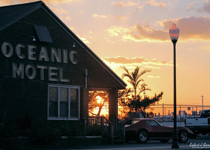 Sun Greeting Card featuring the photograph Sunset at Oceanic Motel by Robert Banach