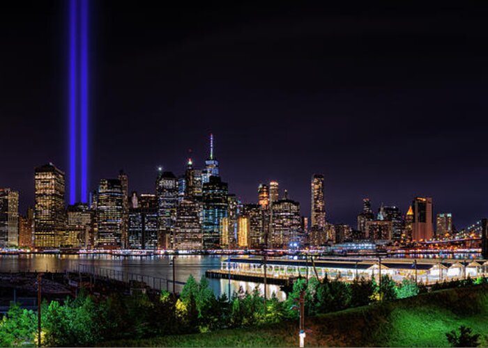 New York City Greeting Card featuring the photograph Tribute in Light II by Raf Winterpacht