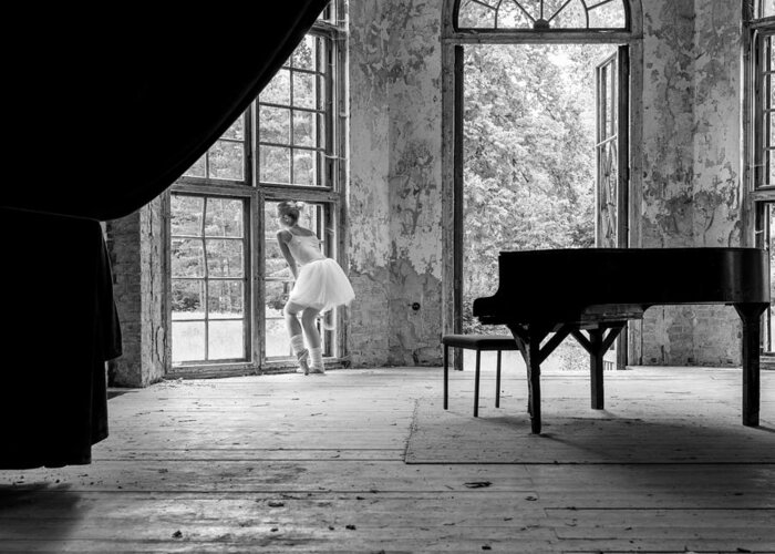 Piano Greeting Card featuring the photograph Ballerina II by Stefan Buder