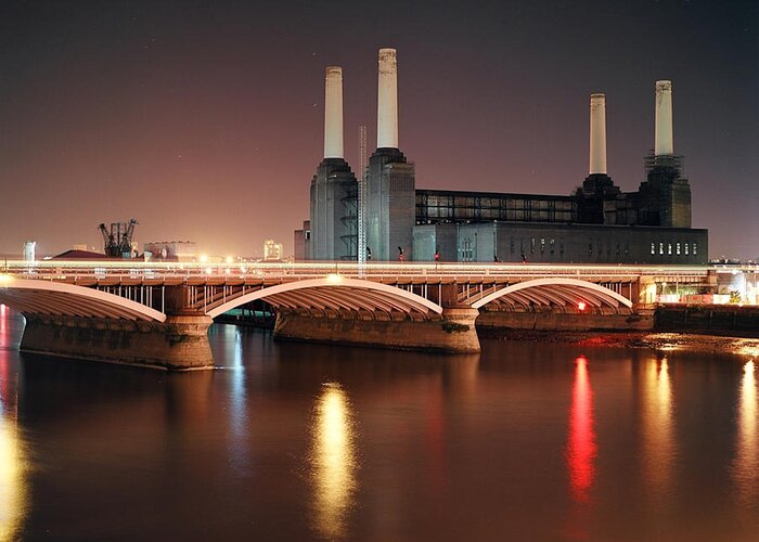 Arch Greeting Card featuring the photograph Battersea Power Station At Night by Mark A Paulda
