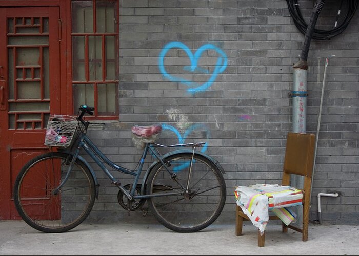 Leaning Greeting Card featuring the photograph Bikes In Love by Arnd Dewald