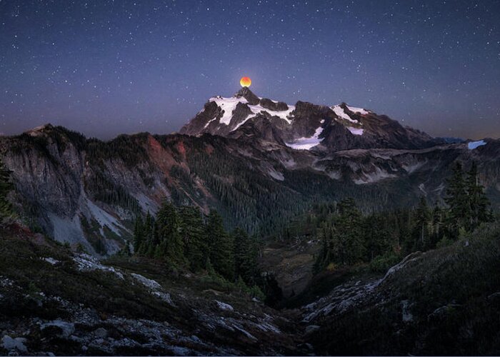 Landscape Greeting Card featuring the photograph Blood Moon Over Mt. Shuksan by Joshua Zhang