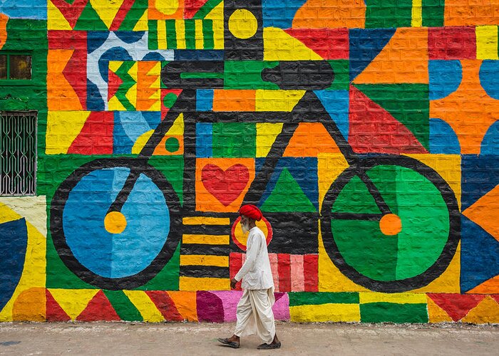 Wall Greeting Card featuring the photograph Forgotten Bicycle by Saurabh Sirohiya