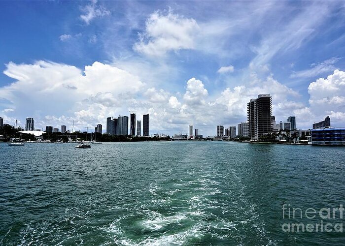 Miami Greeting Card featuring the photograph Miami2 by Merle Grenz