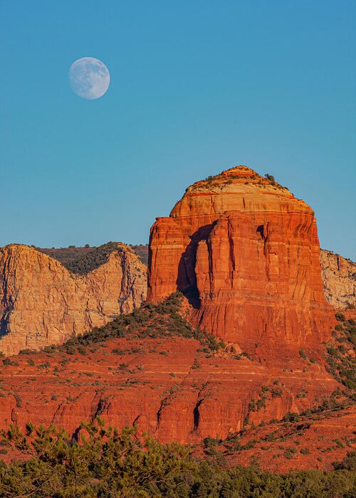 Alhann Greeting Card featuring the photograph Moonrise Over Cathedral Rock Tall by Al Hann