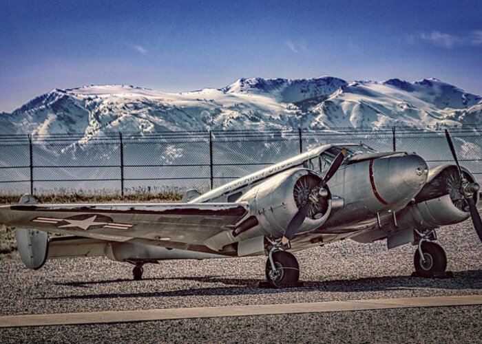 Airplane Greeting Card featuring the photograph Ogden Airplane by Laura Terriere