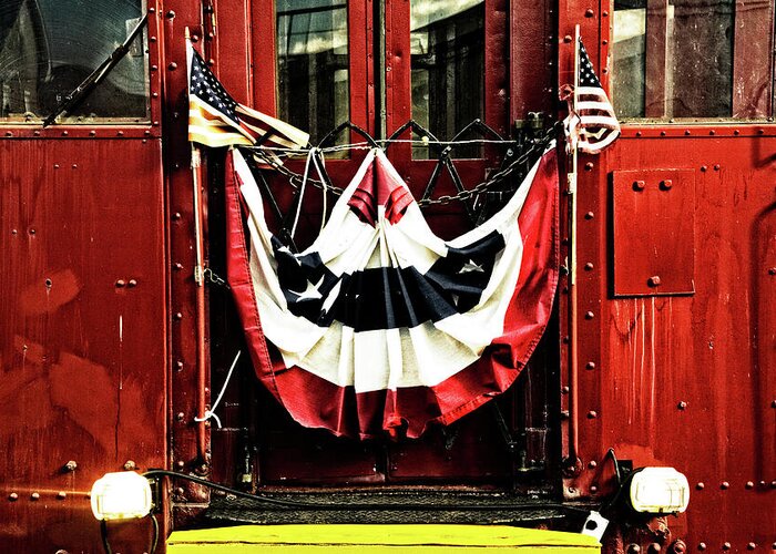 D2-rr-1327 Greeting Card featuring the photograph Railroad Passenger Car w/ Flag Banner by Paul W Faust - Impressions of Light