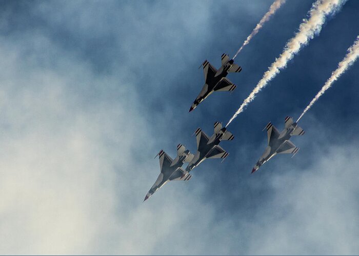Thunderbirds Greeting Card featuring the photograph USAF Thunderbird Demonstration Squadron 4 by Donald Pash
