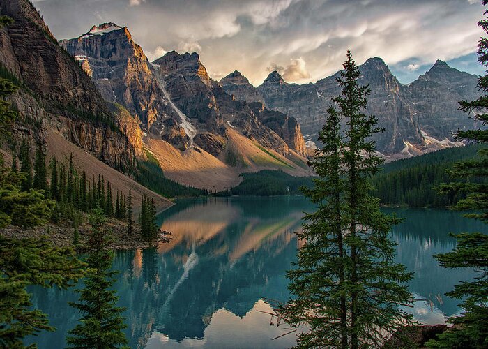 Moraine Lake Greeting Card featuring the photograph Bliss by Darlene Bushue