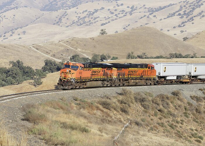 Hotshot Greeting Card featuring the photograph Hotshot -- BNSF ES44AC and ES44C4 Pulling an Intermodal Train in the Tehachapi Mountains, California by Darin Volpe