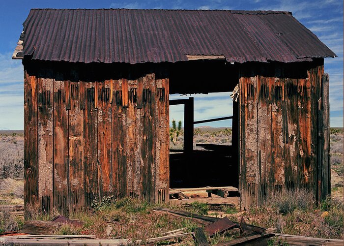 Tom Daniel Greeting Card featuring the photograph Mojave Shack by Tom Daniel