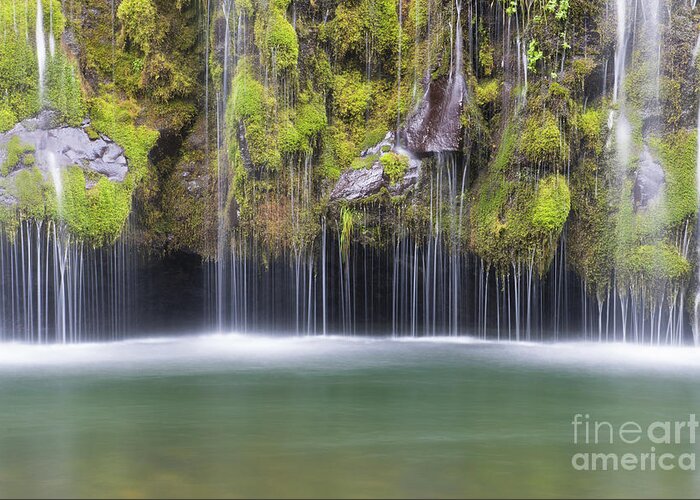Mossbrae Falls Greeting Card featuring the photograph Mossbrae Falls by Suzanne Luft