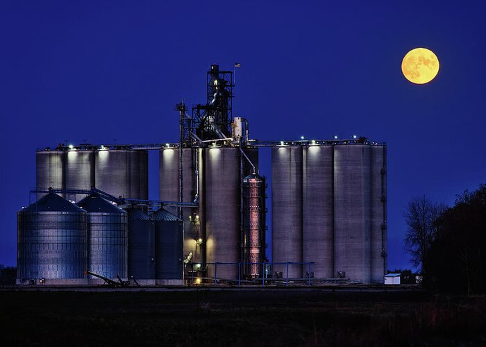 Cendak Greeting Card featuring the photograph October's Hunter's Moon rises above Cendak Elevator at Leeds ND by Peter Herman