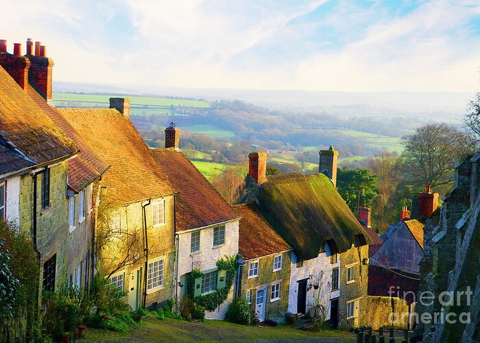 Shaftesbury Greeting Card featuring the photograph Shaftesbury - England by Stella Levi