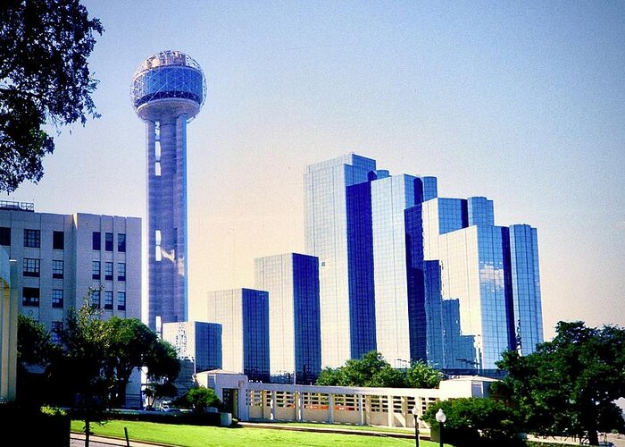  Greeting Card featuring the photograph The Dallas Reunion Tower by Gordon James