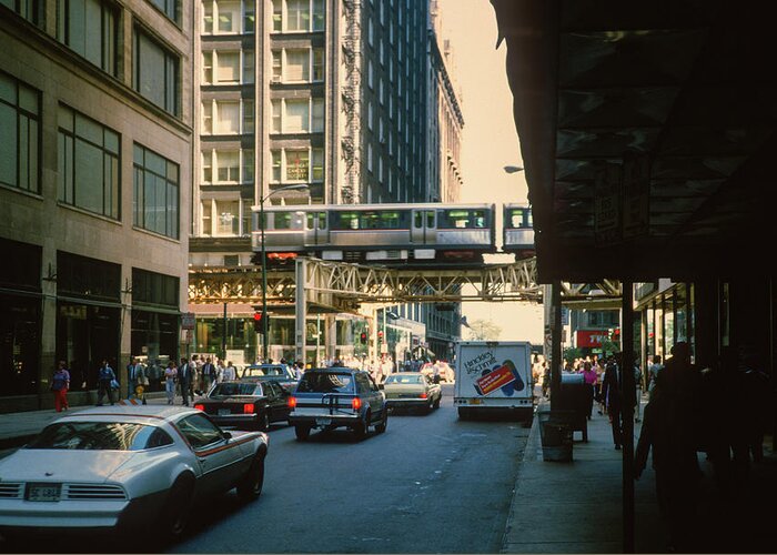 Shikaakwa Greeting Card featuring the photograph The Elevated Train in Chicago by Gordon James