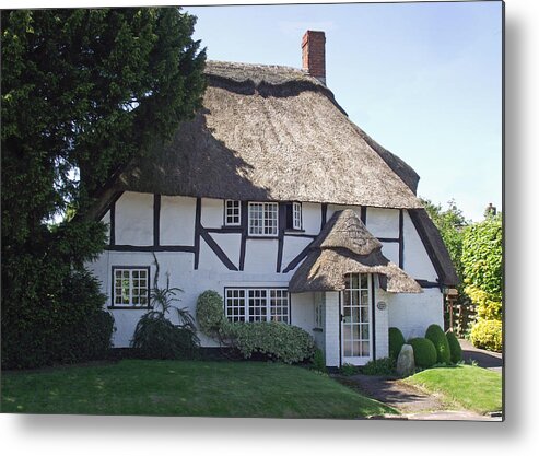 Half Timbered Thatched Cottage Metal Print By Jayne Wilson