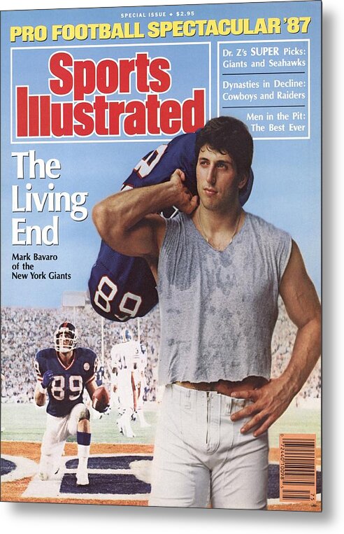 Magazine Cover Metal Print featuring the photograph New York Giants Mark Bavaro, 1987 Pro Football Spectacular Sports Illustrated Cover by Sports Illustrated