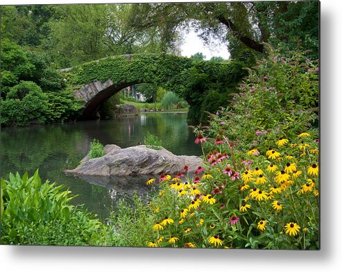 Central Park Metal Print featuring the photograph Gapstow Bridge #1 by Cornelis Verwaal