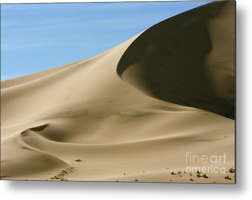 00431192 Metal Print featuring the photograph Eureka Dunes Death Valley Natl Park by Yva Momatiuk John Eastcott