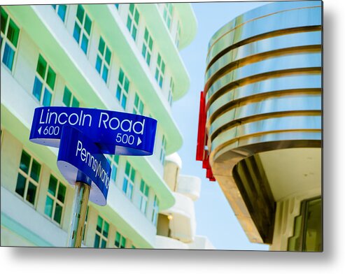 Architecture Metal Print featuring the photograph Miami Beach #34 by Raul Rodriguez