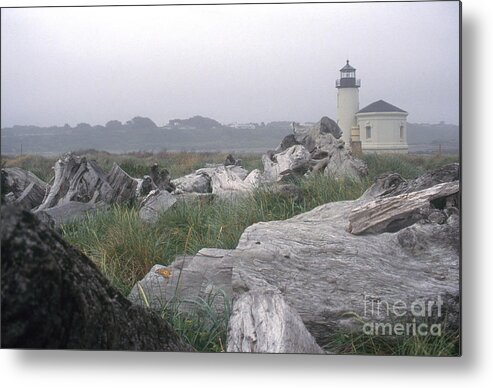 Lighthouse Metal Print featuring the photograph Coquille River Lighthouse #4 by Bruce Roberts
