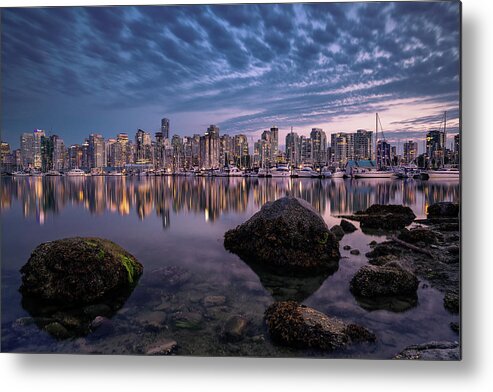 Vancouver Metal Print featuring the photograph A Glowing Pearl by Andreas Agazzi