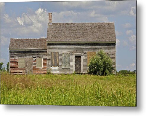 Abandon Metal Print featuring the photograph Abandon Farm Home by David Letts