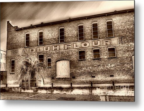 Scenic Tours Metal Print featuring the photograph Adluh Flour Sc by Skip Willits