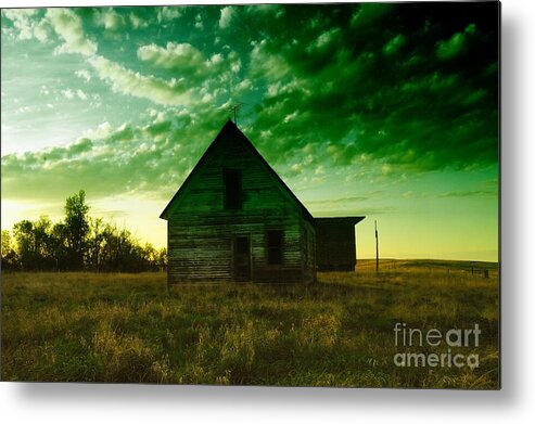 Houses Metal Print featuring the photograph An Old North Dakota Farm House by Jeff Swan