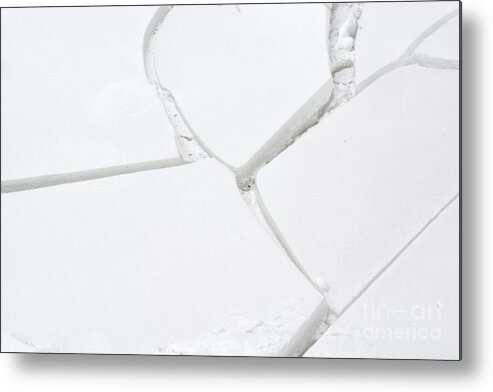 Ice Metal Print featuring the photograph Bad Connection by Randy Bodkins