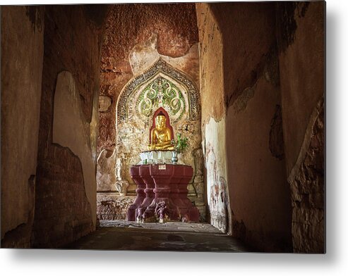 Statue Metal Print featuring the photograph Bagan Temple by Www.sergiodiaz.net