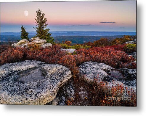 Bear Rocks Metal Print featuring the photograph Autums Eve by Anthony Heflin