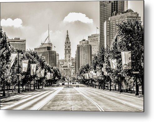 Black Metal Print featuring the photograph Black and White Benjamin Franklin Parkway by Bill Cannon