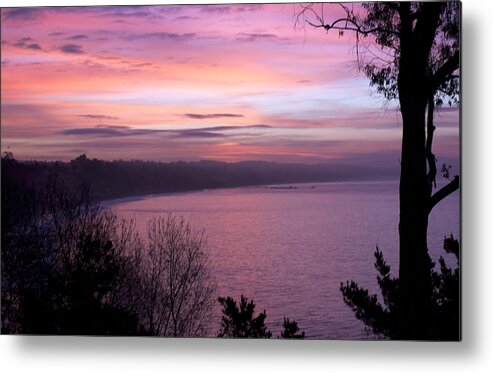 #sunrise #california #capitola #santacruz #seacliff #landscape Metal Print featuring the photograph Capitola Bluffs by Lora Lee Chapman