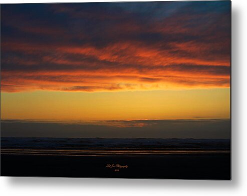 Ocean Metal Print featuring the photograph End Of A Perfect Day by Jeanette C Landstrom