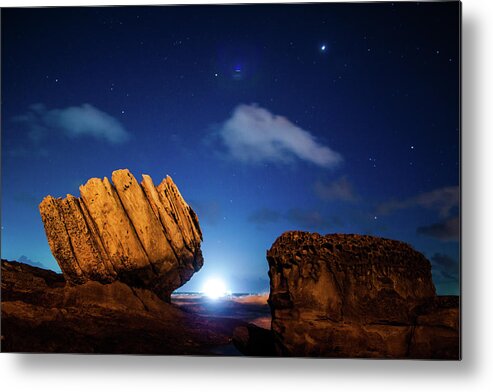 Tranquility Metal Print featuring the photograph Fist Tone by Cheng-lun Chung
