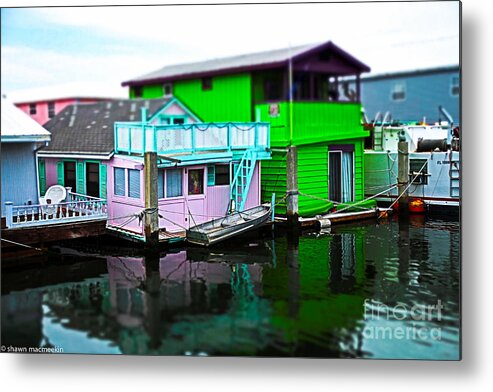 House Boat Metal Print featuring the photograph Float'n Home by Shawn MacMeekin