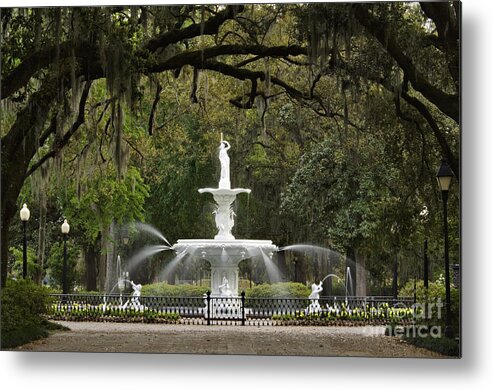Forsyth Metal Print featuring the photograph Forsyth Park Fountain - D002615 by Daniel Dempster