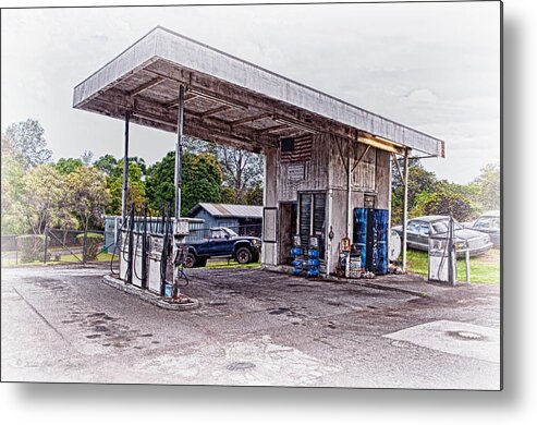 Hawaii Metal Print featuring the photograph Gasoline Station by Jim Thompson