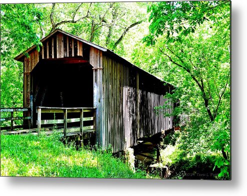 Howard's Covered Bridge Metal Print featuring the photograph Howard's Covered Bridge by Tara Potts