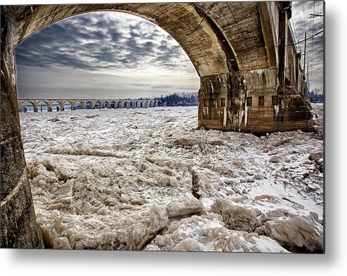 Winter Metal Print featuring the photograph Frozen by John Daly